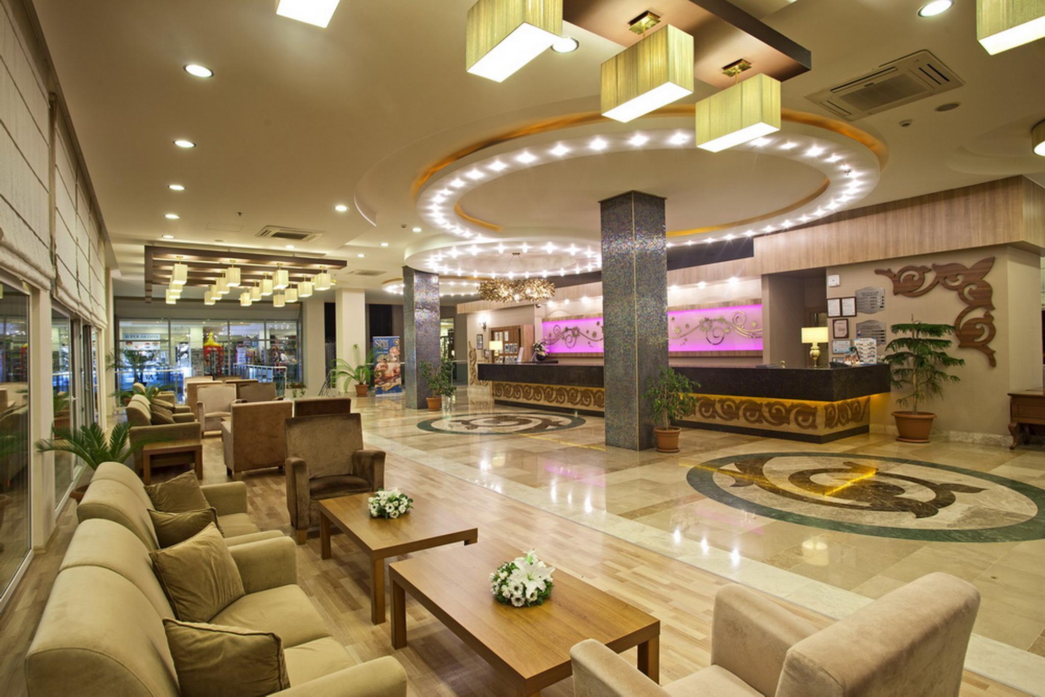 Titan Select Hotel كوناكلي المظهر الخارجي الصورة