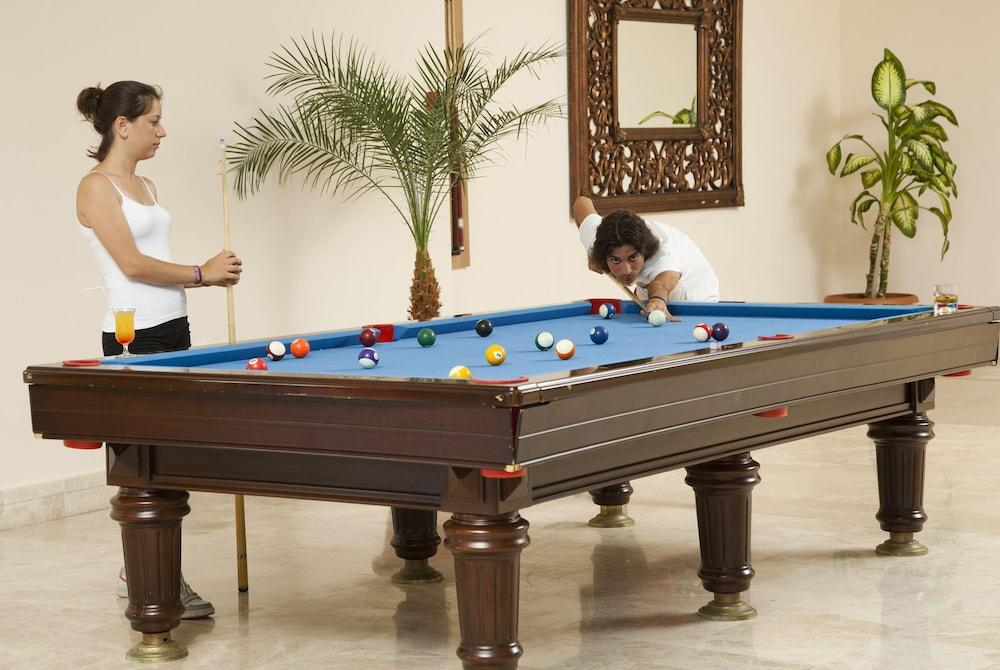 Titan Select Hotel كوناكلي المظهر الخارجي الصورة