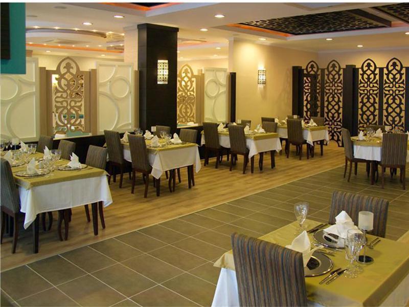 Titan Select Hotel كوناكلي المظهر الخارجي الصورة