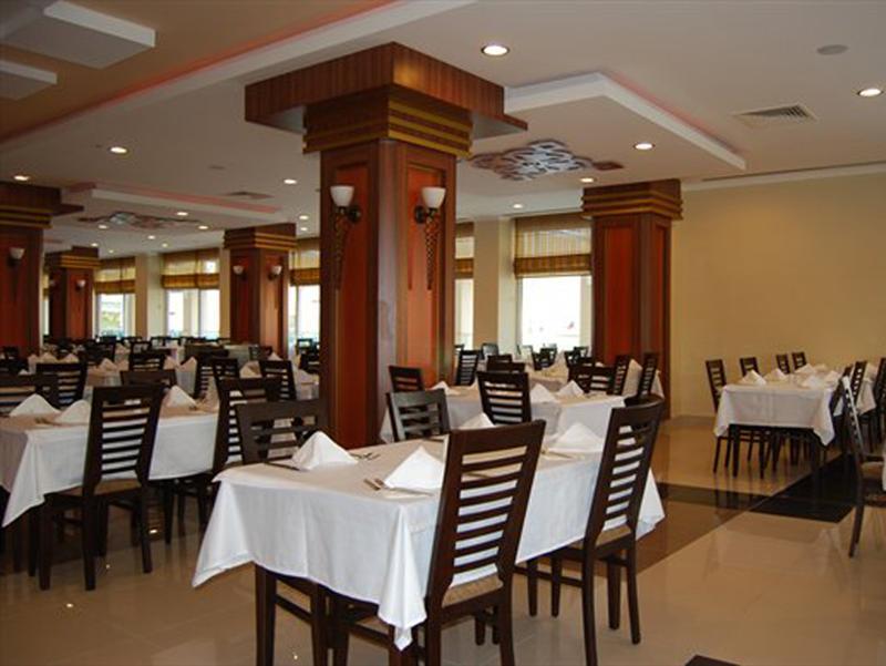 Titan Select Hotel كوناكلي المظهر الخارجي الصورة