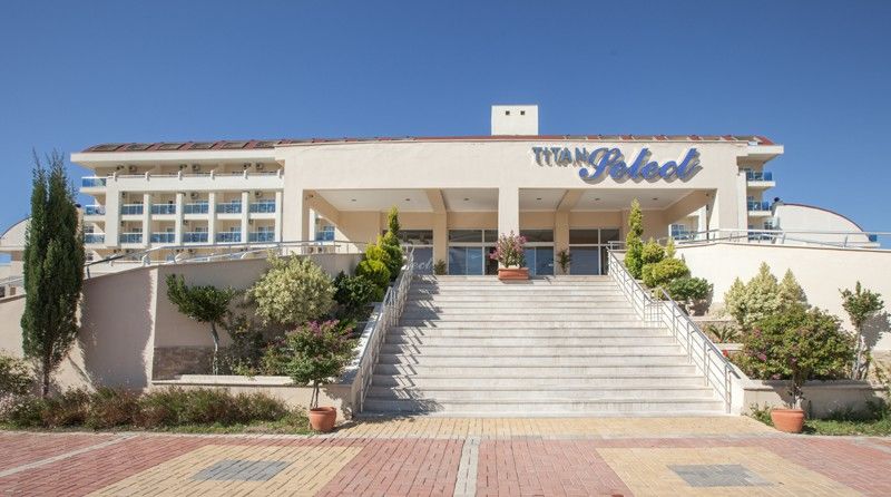 Titan Select Hotel كوناكلي المظهر الخارجي الصورة