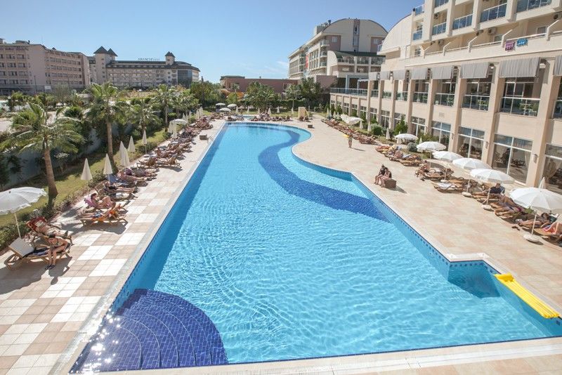 Titan Select Hotel كوناكلي المظهر الخارجي الصورة